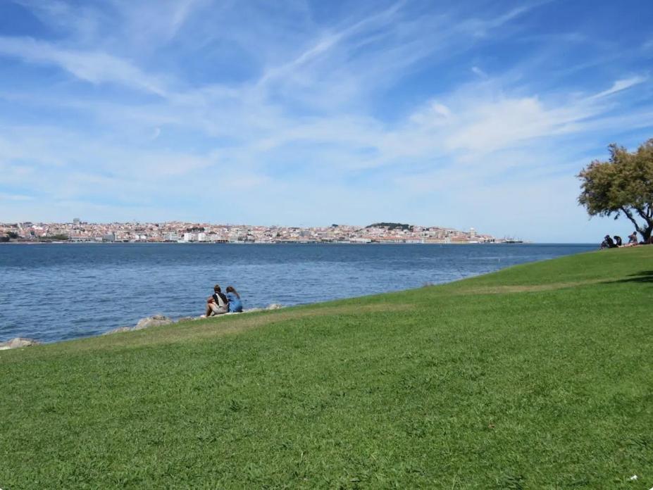 Tejo I Apartment Αλμάδα Εξωτερικό φωτογραφία